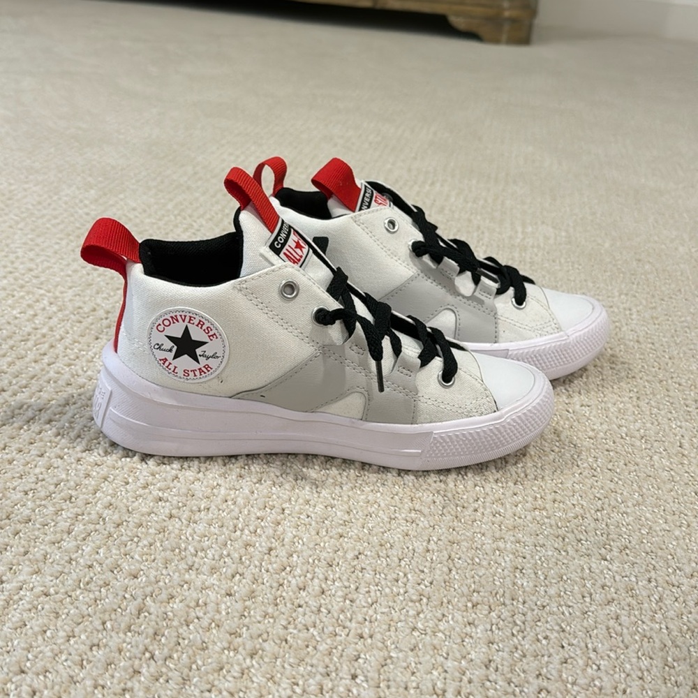 Converse Chuck Taylor Allstar, brand new